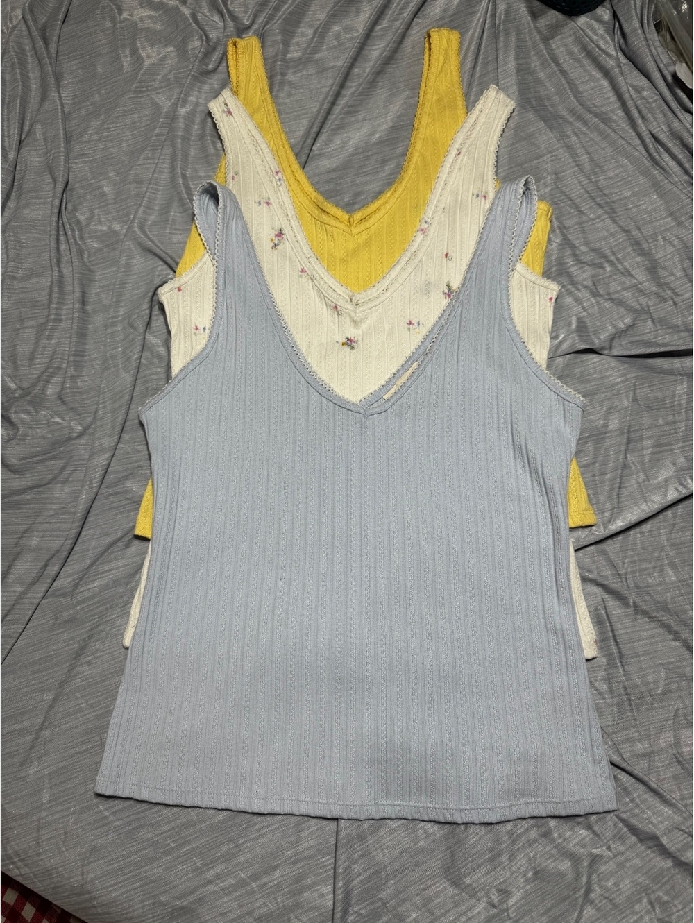 3 Women's Western Lace Trim Pointelle Tank Tops Universal Thread Cream Floral M